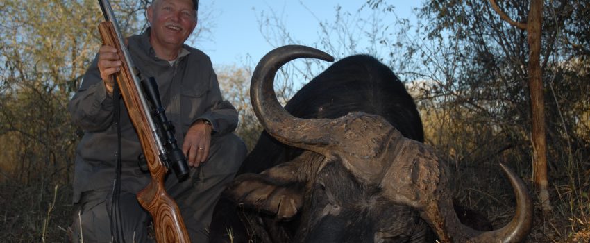 {0A4B032F-5C23-4D76-AD64-4317CCF3749B}Caracal safari 3 bhuffalo 130