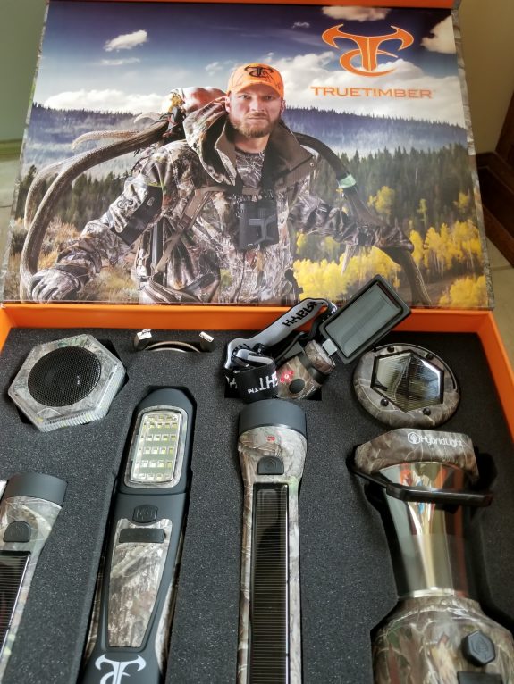 This kit is ideal for all types of camping, hunting, and fishing.