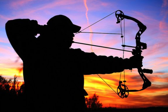 Bowhunter Photo by TravelKS - Creative Commons