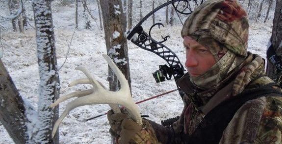 calling_whitetail_bucks_mark_kayser__hero